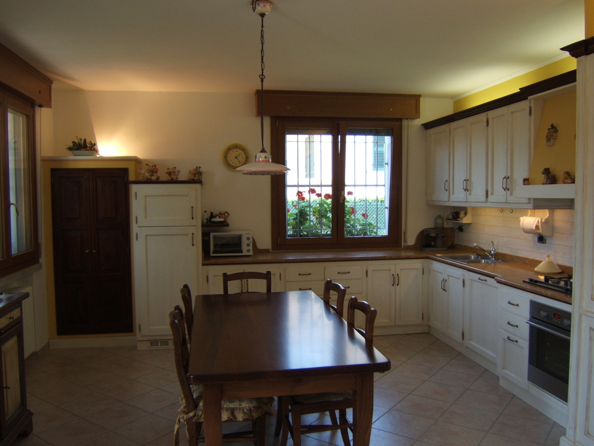 Cucina rustica rovere dori: cucina rustica con uno stile moderno ...