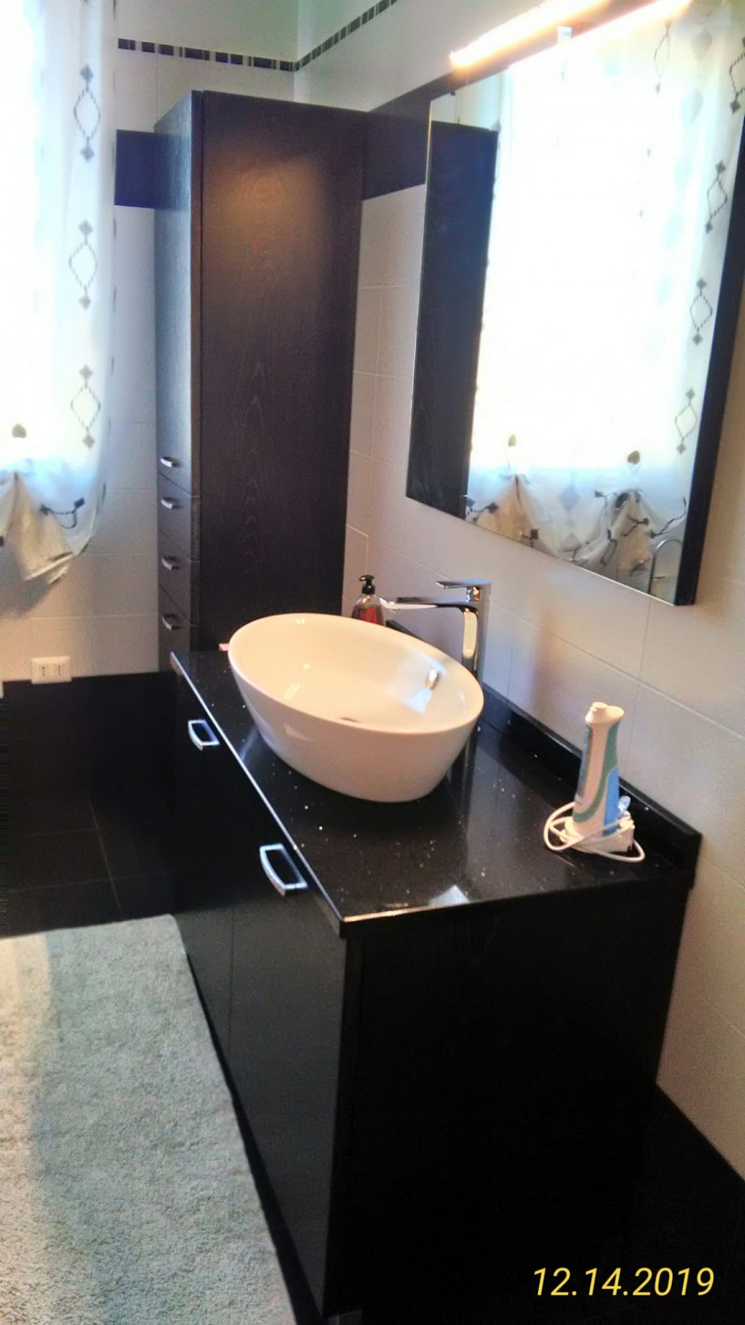 Mobile per bagno nero art. 449