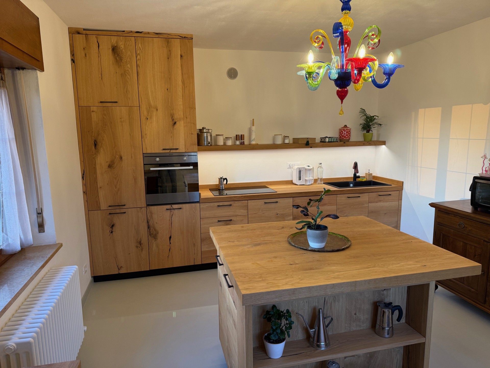 Cucina in legno con isola art. 247