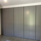 Armadio moderno in nicchia