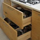 Cucina moderna in legno di rovere.