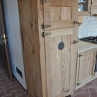 cucina rustica in castagno savona legno naturale design