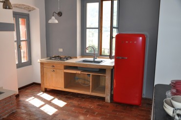 Cucine artigianali a Savona.