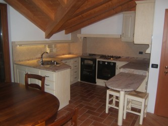 Cucina rustica in legno naturale design Savona