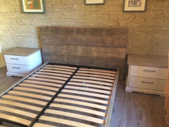 letto rustico in legno anticato