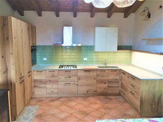 Cucina moderna in rovere rustico