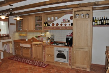 Cucina in legno naturale